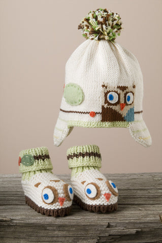 "Whoo Loves You" beanie+bootie set